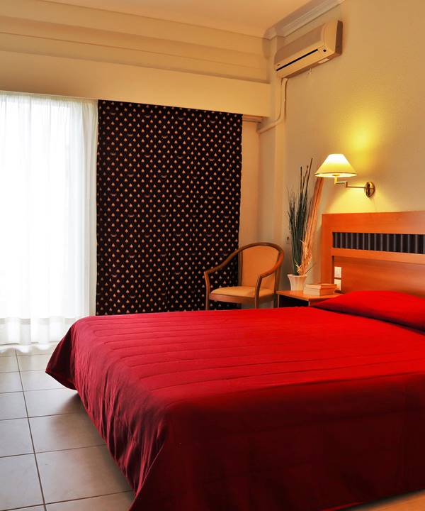 STANDARD ΔΙΚΛΙΝΟ ΜΕ ΘΕΑ ΘΑΛΑΣΣΑ